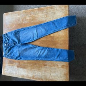 LIGHT SKINNY JEANS WORN 1 OR 2
